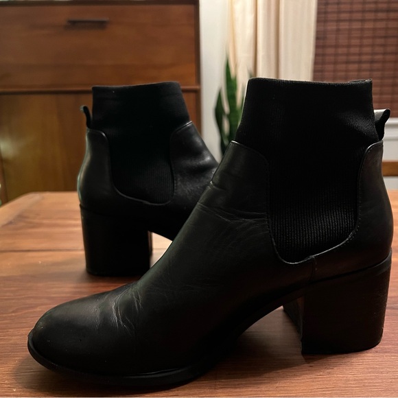 Steve Madden booties size 7.5 - Picture 3 of 7